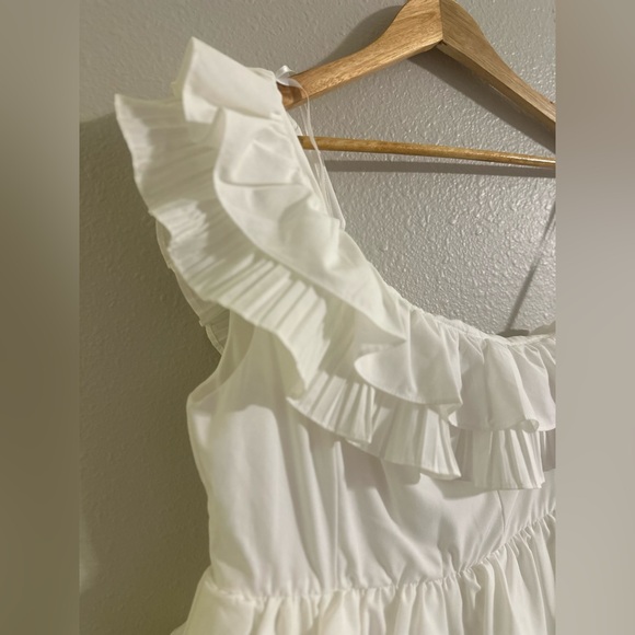 DO+BE White One-Shoulder Ruffle Romper - Picture 6 of 13